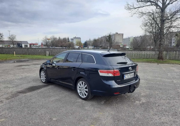 Toyota Avensis cena 27500 przebieg: 245000, rok produkcji 2011 z Tuchola małe 137